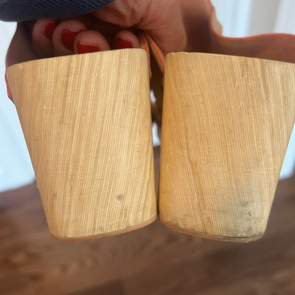 Kelsi Dagger Pink Suede clogs - 9.5 - Picture 7 of 9